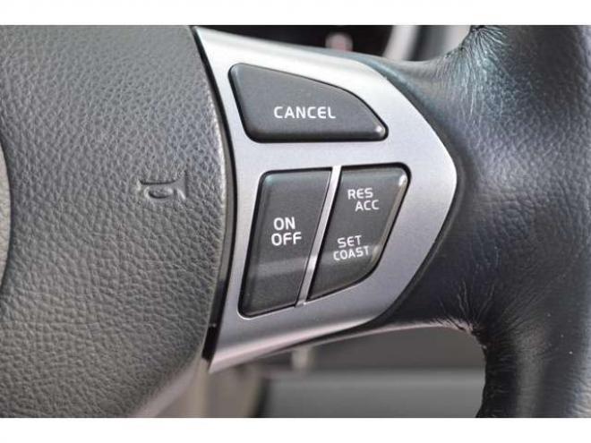 エスクード2.4 XG 4WD　ワンオーナー車5速マニュアル4WD横滑り防止装置SDナビTVバックカメラETCクルーズコントロールドライブレコーダーディスチャージヘッドライト純正17インチアルミシートヒーター 2400