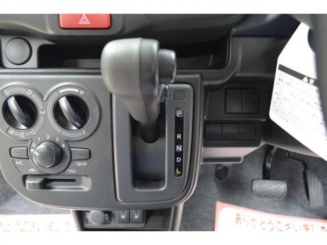 アルトハイブリッド S 4WD　届出済未使用車ハイブリッド4WDセーフティサポート搭載アイドリングストップハイビームアシストハロゲンヘッドライト 660