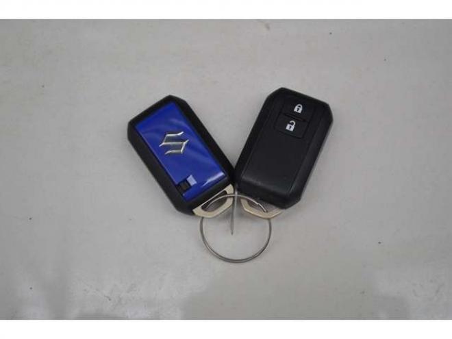 ワゴンRスティングレー ハイブリッド T 4WD　ワンオーナー車ハイブリッド4WDターボセーフティサポート搭載アイドリングストップパドルシフトLEDライトアダプティブクルーズコントロール横滑り防止装置ヘッドアップディスプレイ 660