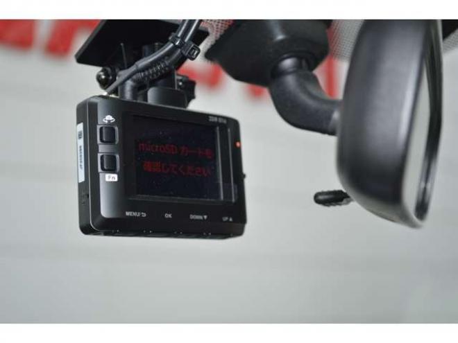 インプレッサスポーツ 2.0 i-L アイサイト 4WD　ワンオーナー車4WDパドルシフトアイサイトアイドリングストップ横滑り防止装置レーダークルーズコントロール純正8インチナビTVバックカメラブラインドスポットモニター前後ドラレコETCパーキングセンサーLEDライト 2000