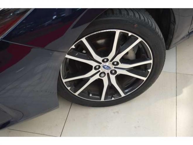 インプレッサスポーツ 2.0 i-L アイサイト 4WD　ワンオーナー車4WDパドルシフトアイサイトアイドリングストップ横滑り防止装置レーダークルーズコントロール純正8インチナビTVバックカメラブラインドスポットモニター前後ドラレコETCパーキングセンサーLEDライト 2000