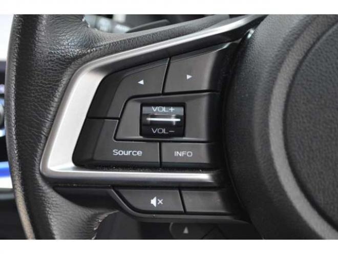 インプレッサスポーツ 2.0 i-L アイサイト 4WD　ワンオーナー車4WDパドルシフトアイサイトアイドリングストップ横滑り防止装置レーダークルーズコントロール純正8インチナビTVバックカメラブラインドスポットモニター前後ドラレコETCパーキングセンサーLEDライト 2000