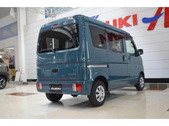 エブリィPC ハイルーフ 4WD　届出済未使用車ハイルーフCVTマチック4WDセーフティサポート搭載ハイビームアシスト付LEDライトCDステレオETCドライブレコーダー純正エンジンスターターシートヒーター 660