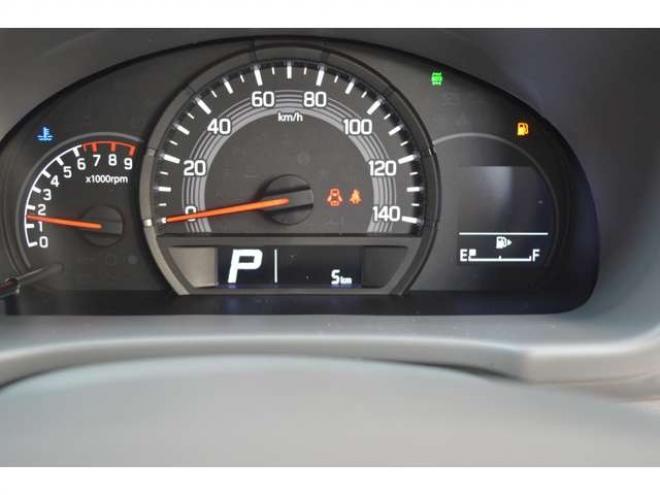 エブリィジョイン ハイルーフ 4WD　届出済未使用車ハイルーフ4WDインパネCVTセーフティサポート搭載アイドリングストップ横滑り防止装置ハイビームアシストLEDライト 660