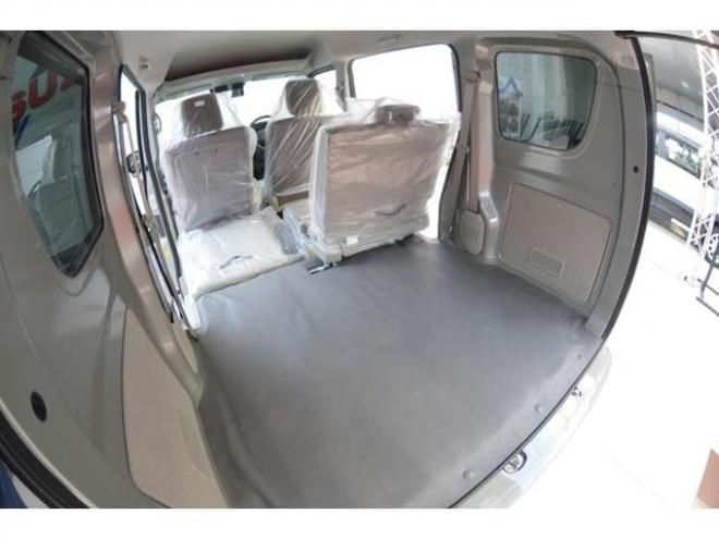 エブリィジョイン ハイルーフ 4WD　届出済未使用車ハイルーフ4WDインパネCVTセーフティサポート搭載アイドリングストップ横滑り防止装置ハイビームアシストLEDライト 660