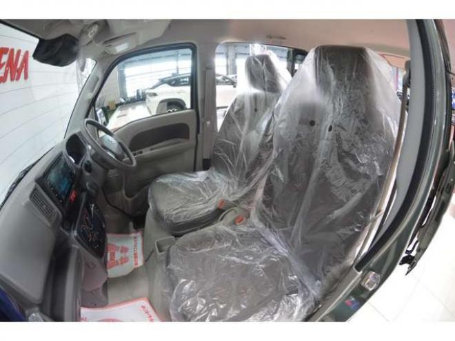 エブリィジョイン ハイルーフ　届出済未使用車4WDインパネCVTセーフティサポート搭載アイドリングストップ横滑り防止装置バックアイカメラディスプレイオーディオハイビームアシストLEDライト 660