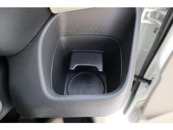 eKワゴンM 4WD　純正CDプレイヤー　オートライト　衝突軽減ブレーキ　車線逸脱警報　パーキングセンサー　ETC 660