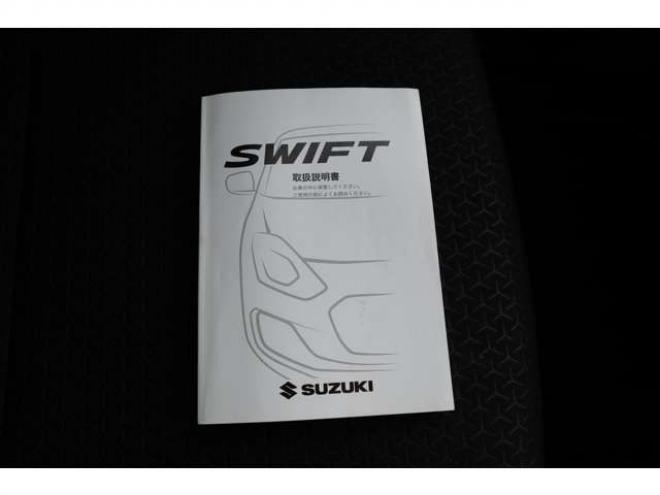 スイフト1.2 XL セーフティパッケージ装着車 4WD　CDプレイヤー　シートヒーター　パドルシフト　オートライト　アダプティブクルーズコントロール　車線逸脱警報 1200