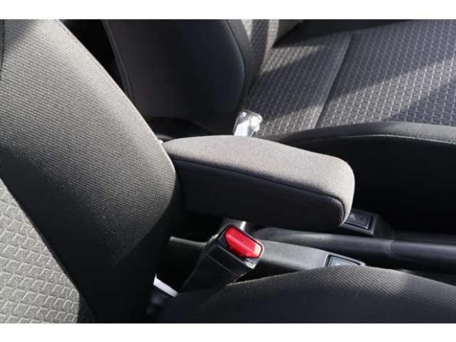 スイフト1.2 XL セーフティパッケージ装着車 4WD　CDプレイヤー　シートヒーター　パドルシフト　オートライト　アダプティブクルーズコントロール　車線逸脱警報 1200