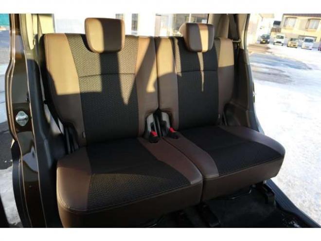 ハスラーJスタイルIIIターボ 4WD　1オーナー　特別仕様　4WD　ターボ　衝突軽減ブレーキ　CDプレイヤー　クルーズコントロール　LEDヘッドライト　オートエアコン　シートヒーター 660