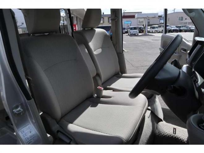 タウンボックスG ハイルーフ 4WD　社外ワンセグナビ　Bluetooth ETC　オートライト　シートヒーター　助手席側電動スライドドア　衝突軽減ブレーキ 660