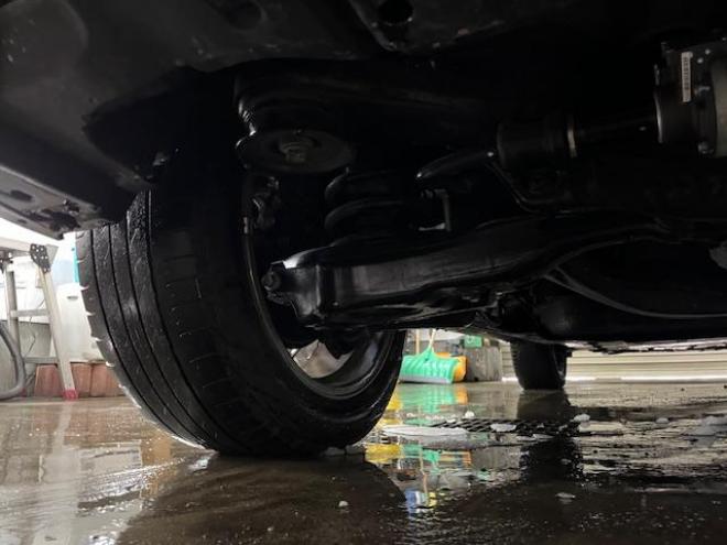 レクサスＲＸ４５０ｈ　Ｆスポーツ　本州仕入　寒冷地仕様　純正ムーンルーフ　レクサスセーフティセンス　ヘッドアップディスプレイ　全方位パノラミックビューモニター　純正２０インチＡＷ　純正１８ＡＷ＋スタッドレスタイヤ付　リア３面フィルム 4WD 3500 5Dr