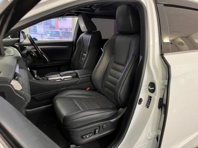 レクサスＲＸ４５０ｈ　Ｆスポーツ　本州仕入　寒冷地仕様　純正ムーンルーフ　レクサスセーフティセンス　ヘッドアップディスプレイ　全方位パノラミックビューモニター　純正２０インチＡＷ　純正１８ＡＷ＋スタッドレスタイヤ付　リア３面フィルム 4WD 3500 5Dr