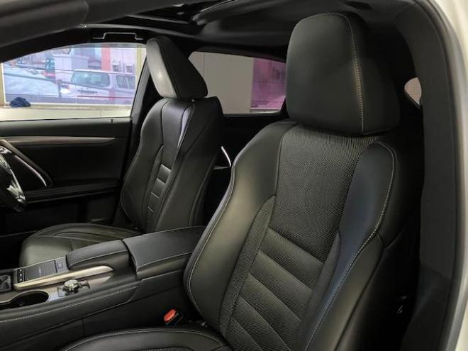 レクサスＲＸ４５０ｈ　Ｆスポーツ　本州仕入　寒冷地仕様　純正ムーンルーフ　レクサスセーフティセンス　ヘッドアップディスプレイ　全方位パノラミックビューモニター　純正２０インチＡＷ　純正１８ＡＷ＋スタッドレスタイヤ付　リア３面フィルム 4WD 3500 5Dr