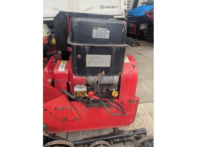 除雪機　ヤナセ　810HST　中古エンジン　10馬力