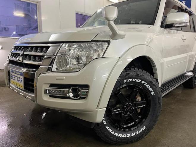 パジェロロングエクシード　本州仕入　禁煙車　新品ＷＥＤＳキーラー１７ＡＷ＋新品ＴＯＹＯホワイトレタータイヤ　純正１７ＡＷ＋スタッドレスタイヤ付　新品ＪＡＯＳブラックマッドガード　カロッツェリアナビ　地デジ　Ｂｌｕｅｔｏｏｔｈ 4WD 3200 5Dr