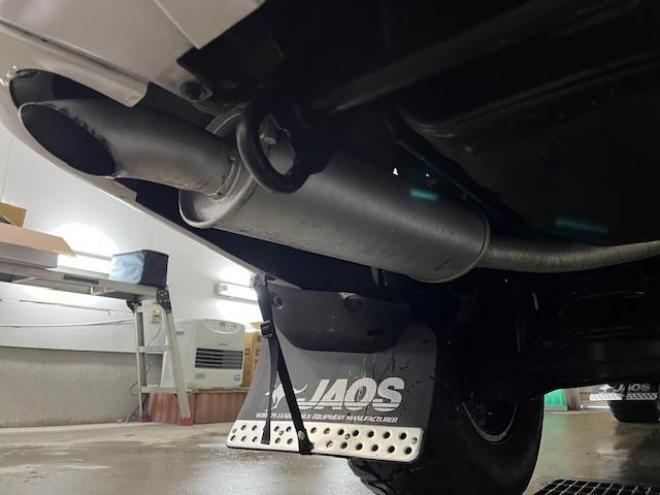 パジェロロングエクシード　本州仕入　禁煙車　新品ＷＥＤＳキーラー１７ＡＷ＋新品ＴＯＹＯホワイトレタータイヤ　純正１７ＡＷ＋スタッドレスタイヤ付　新品ＪＡＯＳブラックマッドガード　カロッツェリアナビ　地デジ　Ｂｌｕｅｔｏｏｔｈ 4WD 3200 5Dr