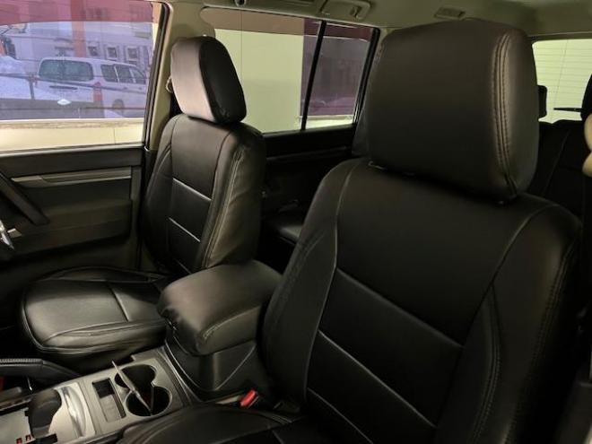 パジェロロングエクシード　本州仕入　禁煙車　新品ＷＥＤＳキーラー１７ＡＷ＋新品ＴＯＹＯホワイトレタータイヤ　純正１７ＡＷ＋スタッドレスタイヤ付　新品ＪＡＯＳブラックマッドガード　カロッツェリアナビ　地デジ　Ｂｌｕｅｔｏｏｔｈ 4WD 3200 5Dr