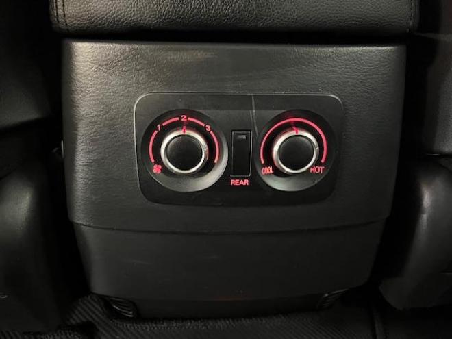 パジェロロングエクシード　本州仕入　禁煙車　新品ＷＥＤＳキーラー１７ＡＷ＋新品ＴＯＹＯホワイトレタータイヤ　純正１７ＡＷ＋スタッドレスタイヤ付　新品ＪＡＯＳブラックマッドガード　カロッツェリアナビ　地デジ　Ｂｌｕｅｔｏｏｔｈ 4WD 3200 5Dr