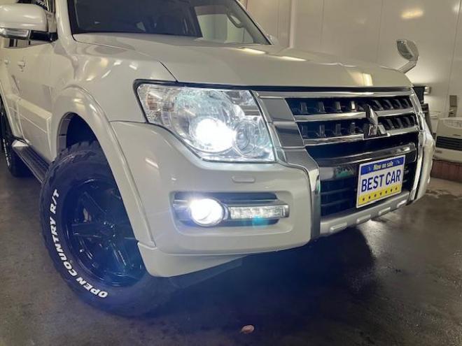 パジェロロングエクシード　本州仕入　禁煙車　新品ＷＥＤＳキーラー１７ＡＷ＋新品ＴＯＹＯホワイトレタータイヤ　純正１７ＡＷ＋スタッドレスタイヤ付　新品ＪＡＯＳブラックマッドガード　カロッツェリアナビ　地デジ　Ｂｌｕｅｔｏｏｔｈ 4WD 3200 5Dr