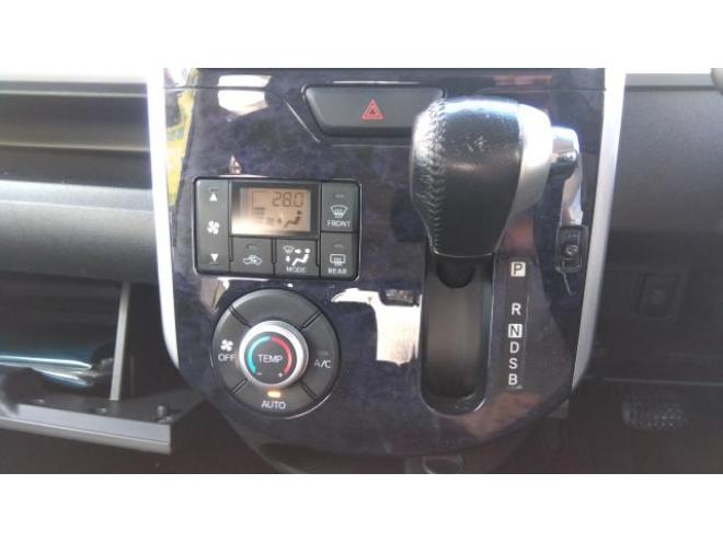 タントカスタムRSトップエディションSAⅡ 4WD 4WD 660 5Dr