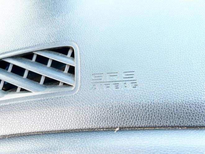 フィットハイブリッド1.5ハイブリッドFパッケージ 4WD　ローンが不安な方＜優遇ローン＞　本州仕入　寒冷地仕様　純正SDナビTV　スマートキー　バックカメラ 1500 5Dr