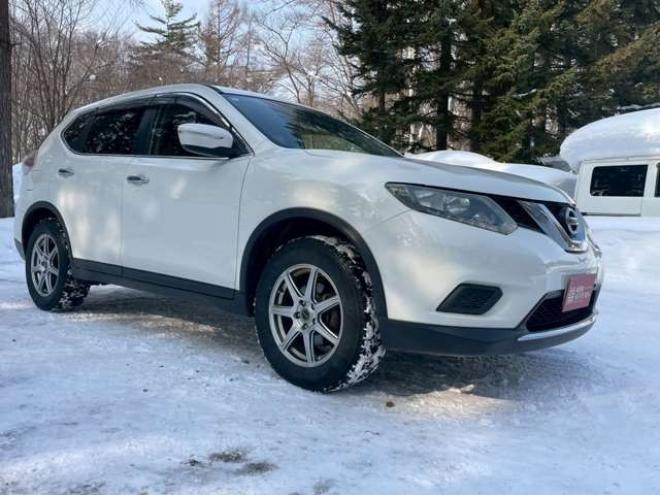 エクストレイル2.0 20S 2列車 4WD　ETC　パワステ　パワーウィンドウ　ABS　アイドリングストップ　エアコン　ナビ　キーレスエントリー　寒冷地仕様 2000