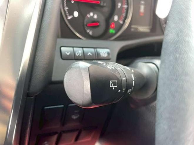 ヴェルファイア2.5 Z Gエディション 4WD　クルーズコントロール　アイドリングストップ　ABS　エアコン　パワステ　パワーウィンドウ　スマートキー　キーレス　オットマン　電動シート　3列シート　両側電動スライドドア　アルミホイール　MTモード 2500