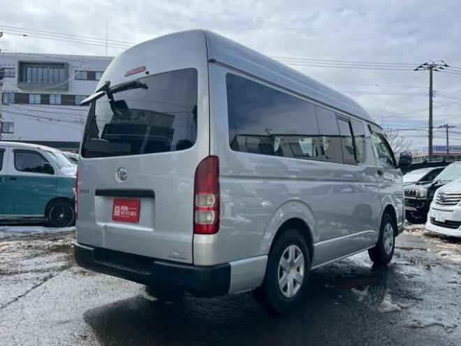 ハイエースバン3.0 DX ロング ハイルーフ ディーゼルターボ 4WD　エアコン　キーレスエントリー　パワステ　パワーウィンドウ　ABS　盗難防止装置　片側スライドドア 3000