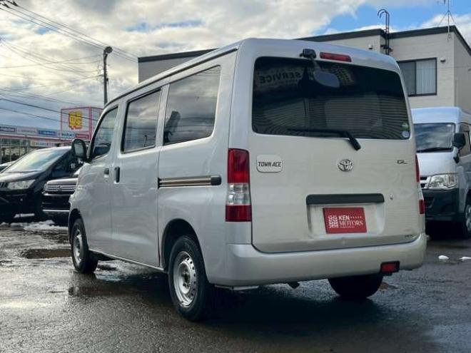 タウンエースバン1.5 GL 4WD　パワステ　パワーウィンドウ　ドライブレコーダー　ABS　エアコン　両側スライドドア　寒冷地仕様　リアヒーター 1500
