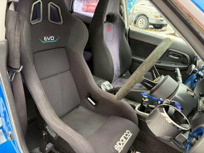 インプレッサSTI 2.0 WRX スペックC リミテッド 4WD　ETC パワーウィンドウ　社外ナビ　社外アルミホイール　ヴォルテックスアンダーカバー　GTウィング　社外フロントバンパー　ルーフエアインテーク 2000