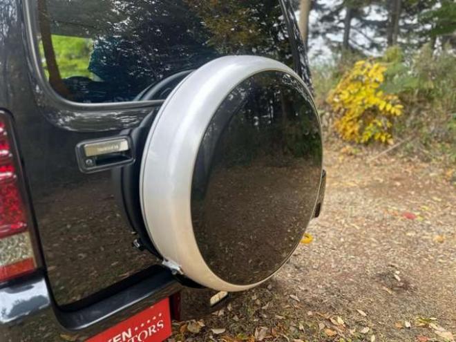 ジムニークロスアドベンチャー XC 4WD　ターボ　記録簿　社外マフラー　社外テール　社外バンパー　ETC　パワステ　パワーウィンドウ　社外ナビ　社外アルミ　ABS　キーレスエントリー 660