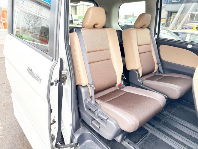 セレナ2.0ハイウェイスター 4WD ローンが不安な方＜優遇ローン＞ 4WD 2000 5Dr　本州仕入 寒冷地仕様 ユーザー買取車　インテリジェントルームミラー　プロパイロット　ハンズフリーパワスラ　両側パワスラ　電動パーキング　ドラレコ　アラウンドビューモニター　ETC