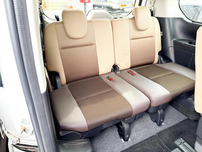 セレナ2.0ハイウェイスター 4WD ローンが不安な方＜優遇ローン＞ 4WD 2000 5Dr　本州仕入 寒冷地仕様 ユーザー買取車　インテリジェントルームミラー　プロパイロット　ハンズフリーパワスラ　両側パワスラ　電動パーキング　ドラレコ　アラウンドビューモニター　ETC