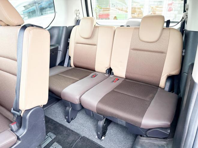 セレナ2.0ハイウェイスター 4WD ローンが不安な方＜優遇ローン＞ 4WD 2000 5Dr　本州仕入 寒冷地仕様 ユーザー買取車　インテリジェントルームミラー　プロパイロット　ハンズフリーパワスラ　両側パワスラ　電動パーキング　ドラレコ　アラウンドビューモニター　ETC