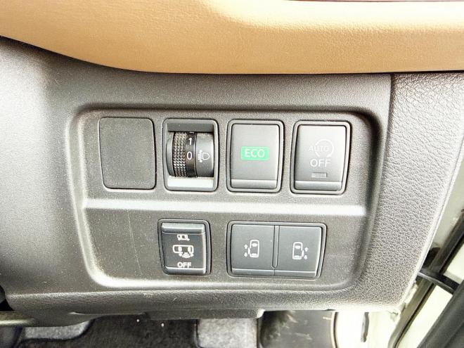 セレナ2.0ハイウェイスター 4WD ローンが不安な方＜優遇ローン＞ 4WD 2000 5Dr　本州仕入 寒冷地仕様 ユーザー買取車　インテリジェントルームミラー　プロパイロット　ハンズフリーパワスラ　両側パワスラ　電動パーキング　ドラレコ　アラウンドビューモニター　ETC