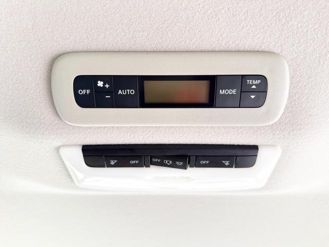 セレナ2.0ハイウェイスター 4WD ローンが不安な方＜優遇ローン＞ 4WD 2000 5Dr　本州仕入 寒冷地仕様 ユーザー買取車　インテリジェントルームミラー　プロパイロット　ハンズフリーパワスラ　両側パワスラ　電動パーキング　ドラレコ　アラウンドビューモニター　ETC