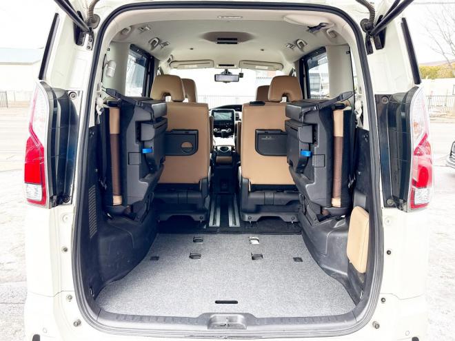 セレナ2.0ハイウェイスター 4WD ローンが不安な方＜優遇ローン＞ 4WD 2000 5Dr　本州仕入 寒冷地仕様 ユーザー買取車　インテリジェントルームミラー　プロパイロット　ハンズフリーパワスラ　両側パワスラ　電動パーキング　ドラレコ　アラウンドビューモニター　ETC