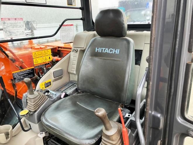 バックホー日立　中古　ZX70-3　建機
