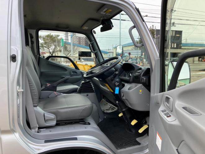 ダイナ中古　4WD