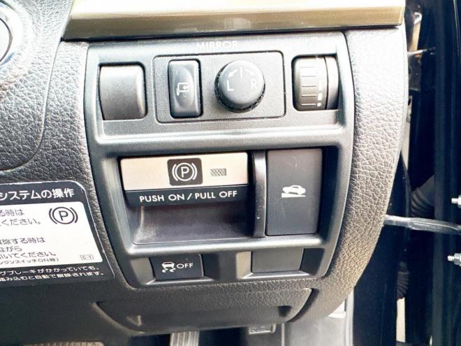 レガシィツーリングワゴン2.5i Lパッケージ 4WD　ローンが不安な方＜優遇ローン＞　本州仕入　1年保証　社外ナビ　フルセグTV