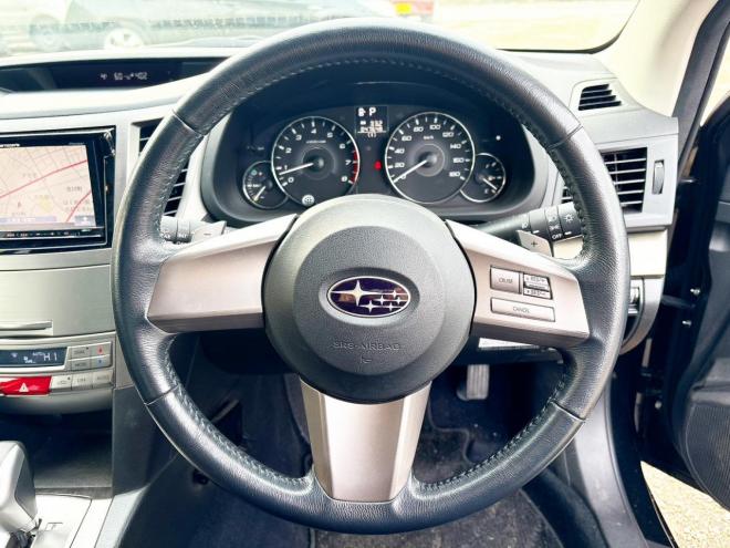 レガシィツーリングワゴン2.5i Lパッケージ 4WD　ローンが不安な方＜優遇ローン＞　本州仕入　1年保証　社外ナビ　フルセグTV