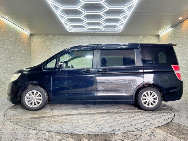 ステップワゴン2.0L 4WD 5年保証 スマキー 両側パワスラ エンスタ ナビTV 寒冷地仕様 禁煙 車検整備2年付 修復歴無