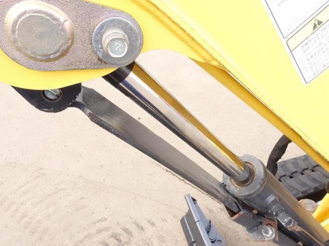 バックホーヤンマー　VIO17　バケット容量0.06m3