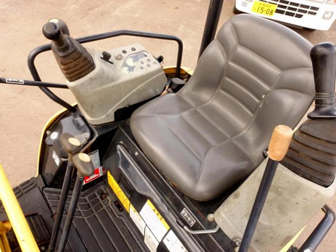 バックホーヤンマー　VIO17　バケット容量0.06m3