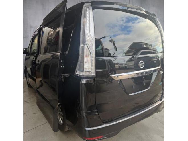 セレナハイウェイスターVセレクションアドバンスト 本州車寒冷地仕様 ナビTVバックカメラ 禁煙車 両側パワースライドドア リアヒータークーラー 車検新規 24ヶ月点検整備済  4WD 2000 5Dr