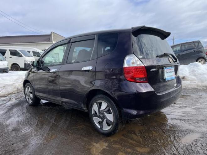 フィット1.3A 4WD 660 5Dr