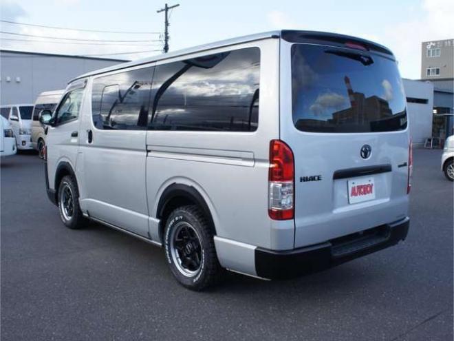 レジアスエース2.8 スーパーGL ロングボディ ディーゼルターボ 4WD　415COBRA丸目キット&CL3フロントリップ&ステージIリアスポ　415SAFARIオーバーフェンダー　ESSEXステラ16インチAW　TOYOオープンカントリーR/T　415COBRAベッドキット　寒冷地仕様　純正ETC 新品シートカバー 2800