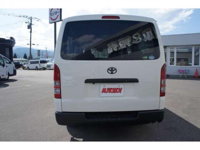 ハイエースバン2.8 DX ロング ディーゼルターボ 4WD　フロントシートセパレート仕様変更済　　　センターコンソール付　415COBRA丸目ライトキット&バッドラッカー16インチAW　415SAFARIフロントスポイラー　TOYOオープンカントリーR/T　電動格納ドアミラー 2800