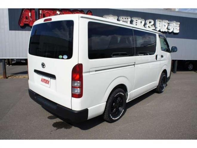 ハイエースバン2.8 DX ロング ディーゼルターボ 4WD　フロントシートセパレート仕様変更済　　　センターコンソール付　415COBRA丸目ライトキット&バッドラッカー16インチAW　415SAFARIフロントスポイラー　TOYOオープンカントリーR/T　電動格納ドアミラー 2800
